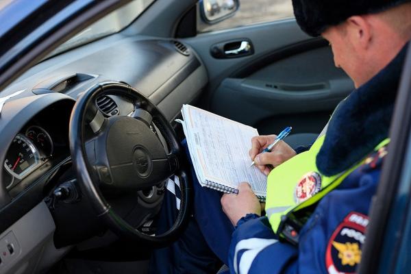 В Кисловодске суд оштрафовал бывшего инспектора ДПС